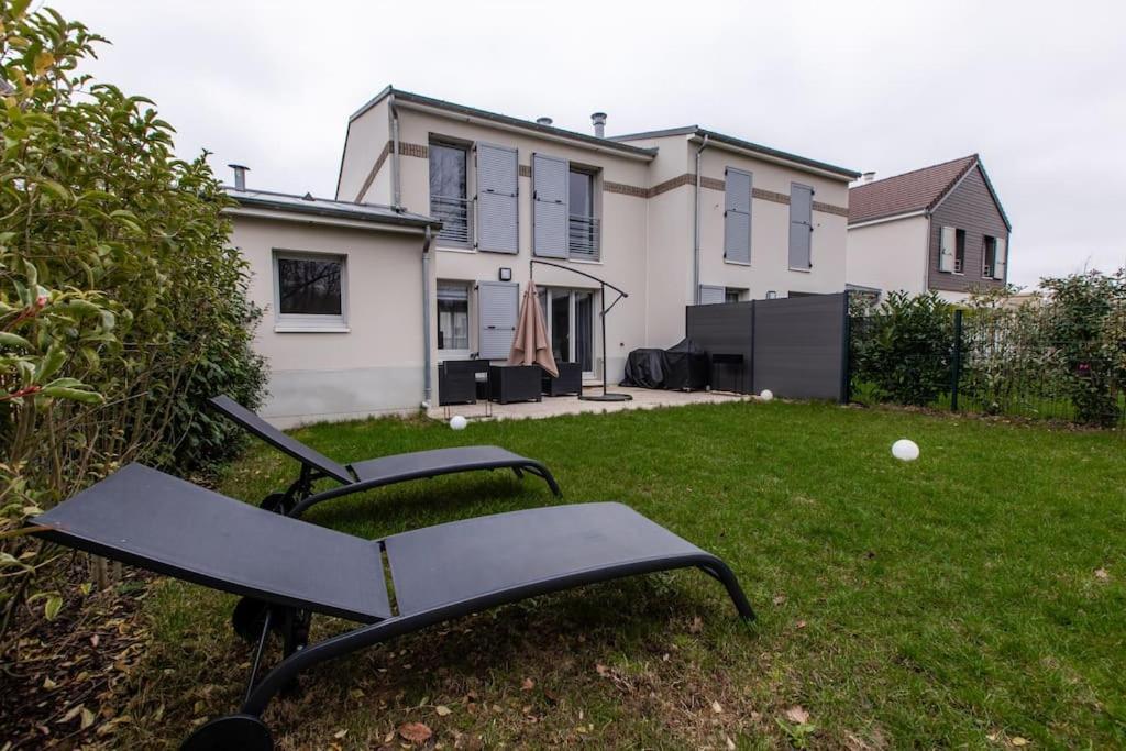 Forest Chic : Maison San Marina Apartment Parmain Exterior foto